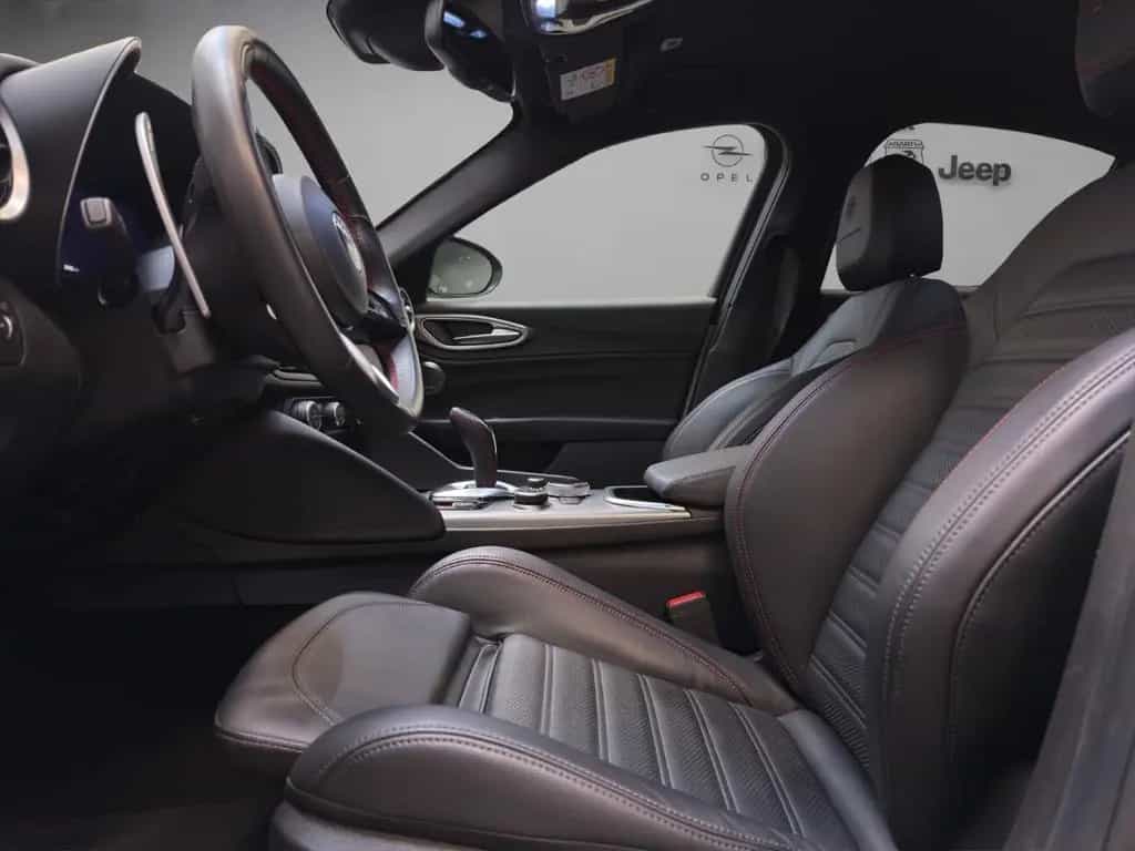 Alfa Romeo Giulia Competizione Q4/Kamera/Totwinkel/Spur 09/2023-photo-4