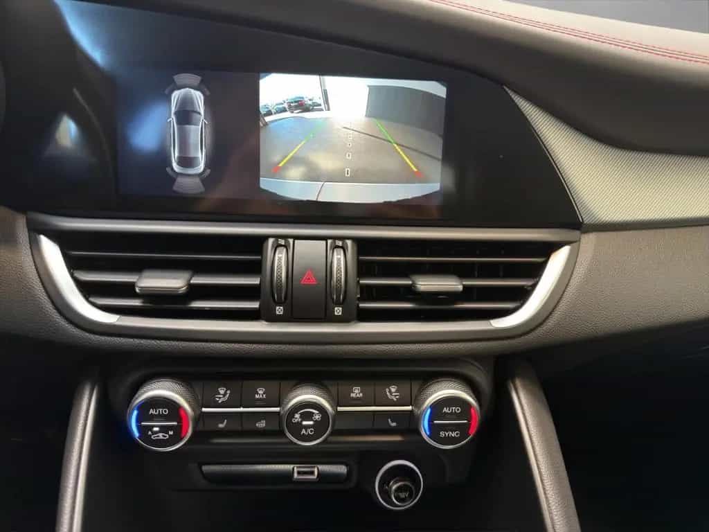 Alfa Romeo Giulia Competizione Q4/Kamera/Totwinkel/Spur 09/2023-photo-9
