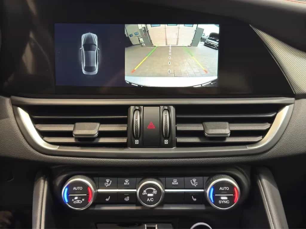 Alfa Romeo Giulia Competizione Q4/Kamera/Totwinkel/Spur 10/2023-photo-8