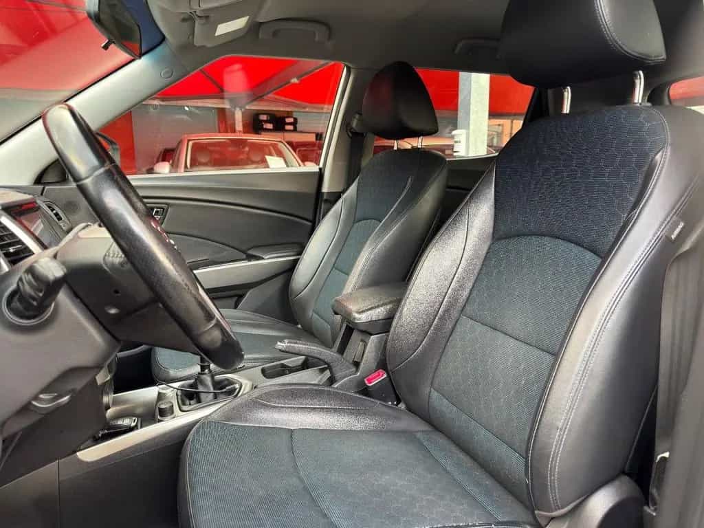 Ssangyong Tivoli 1.6 2WD ADATTA A NEOPATENTATI 07/2015-photo-9