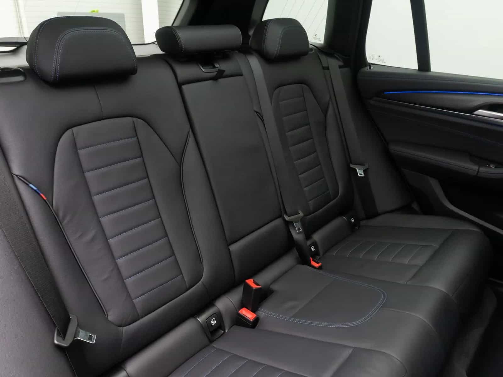 BMW X3 M40 01/2023-photo-28
