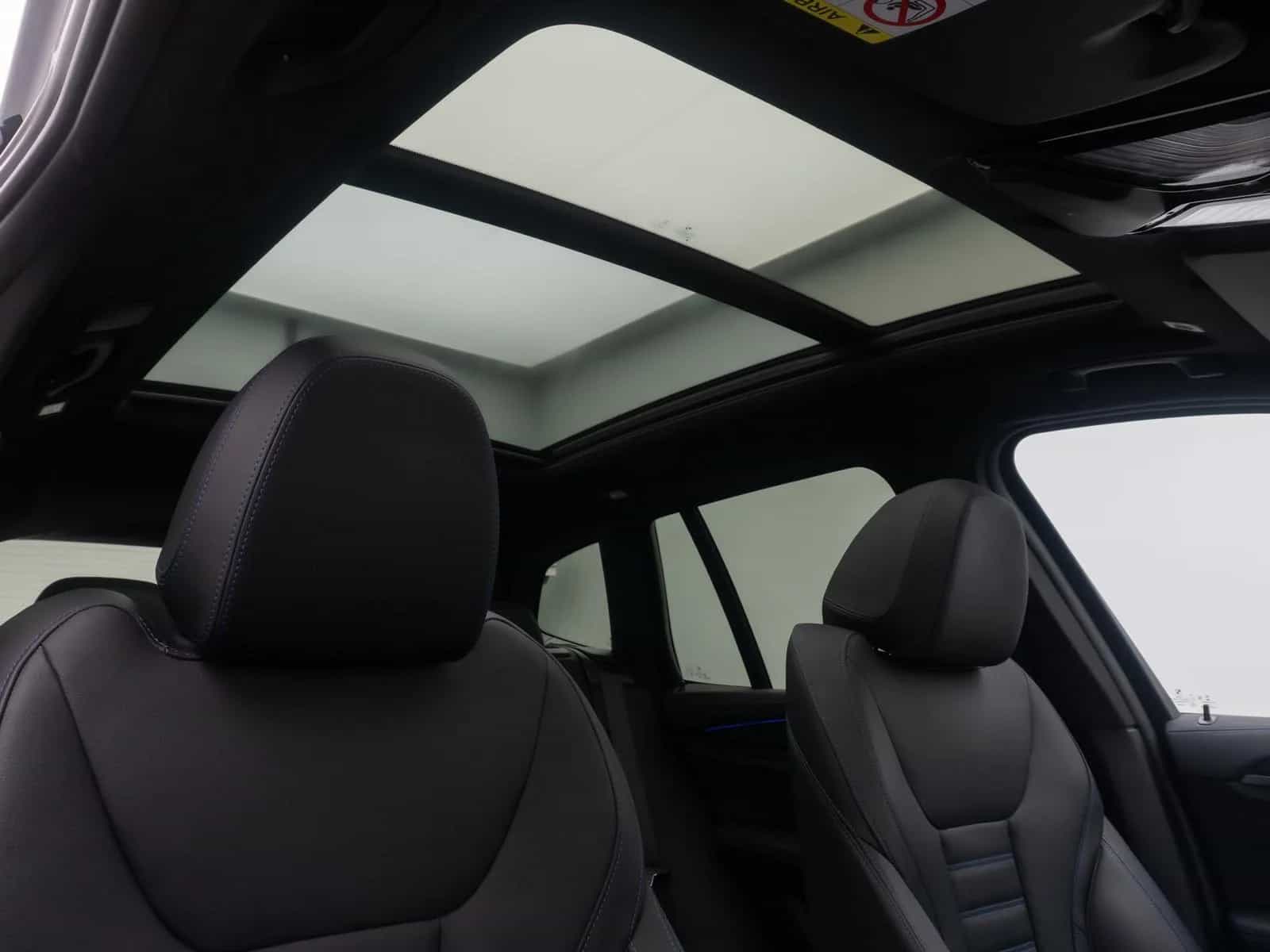 BMW X3 M40 01/2023-photo-30