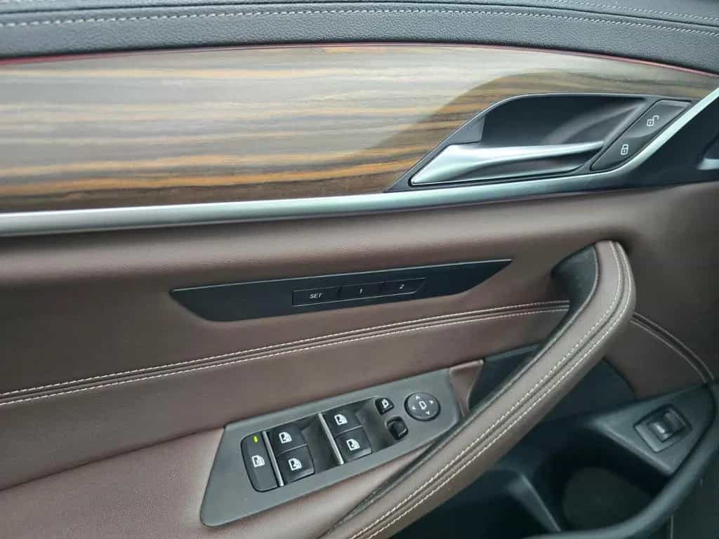 BMW 520 d xDrive Luxury Line*FACELIFT*Nappa,Laser,ACC 01/2022-photo-27