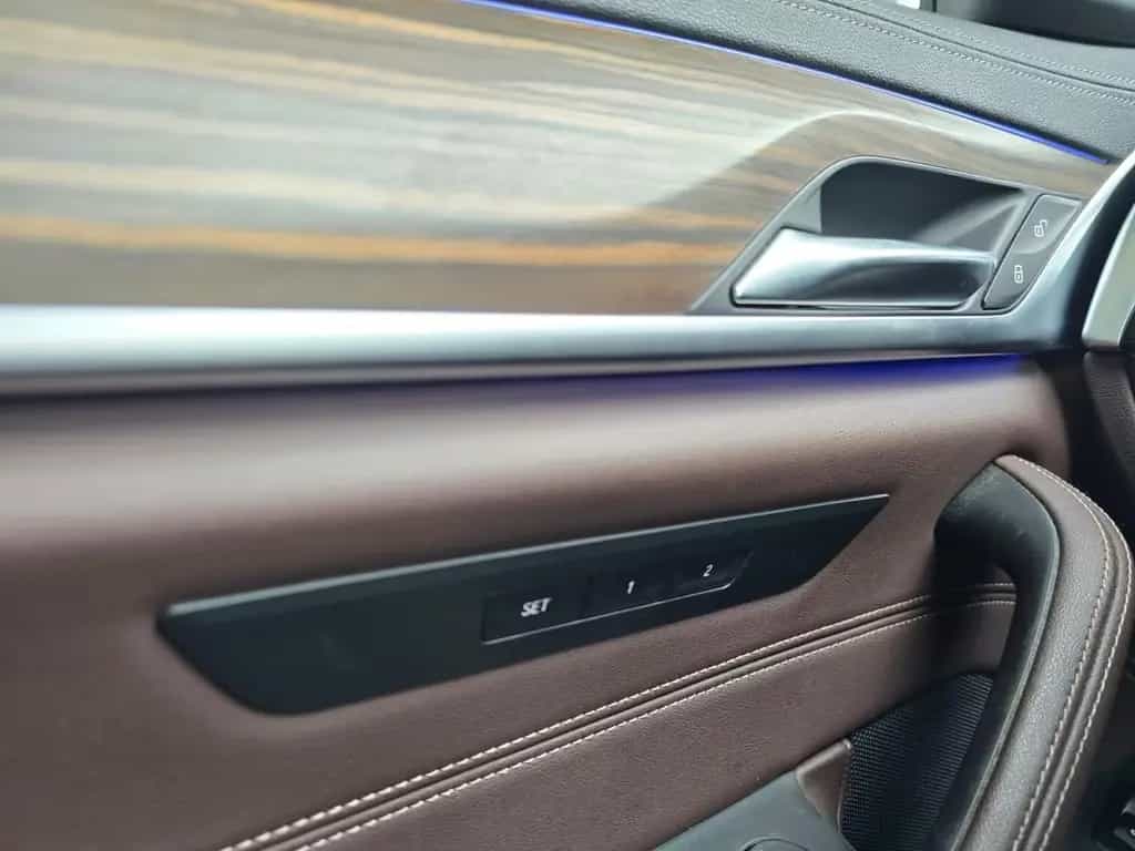 BMW 520 d xDrive Luxury Line*FACELIFT*Nappa,Laser,ACC 01/2022-photo-32