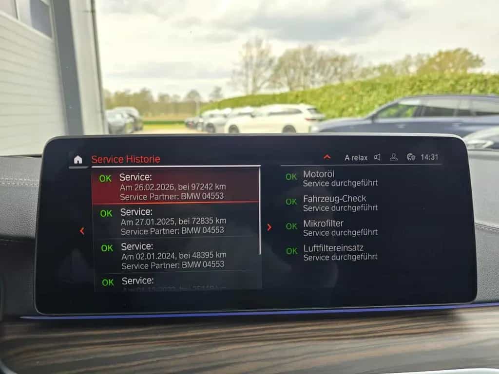 BMW 520 d xDrive Luxury Line*FACELIFT*Nappa,Laser,ACC 01/2022-photo-39