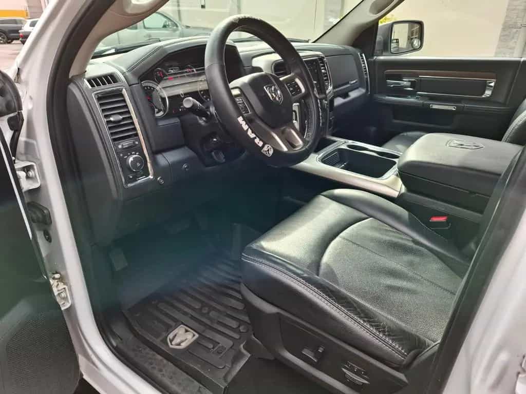 Dodge RAM 1500 Laramie 5.7 Ltr Hemi Kamera Navi LPG 10/2018-photo-16