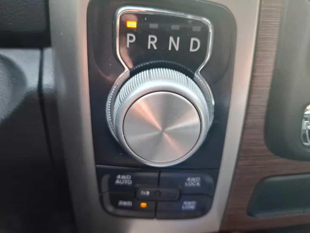 Dodge RAM 1500 Laramie 5.7 Ltr Hemi Kamera Navi LPG 10/2018-photo-20