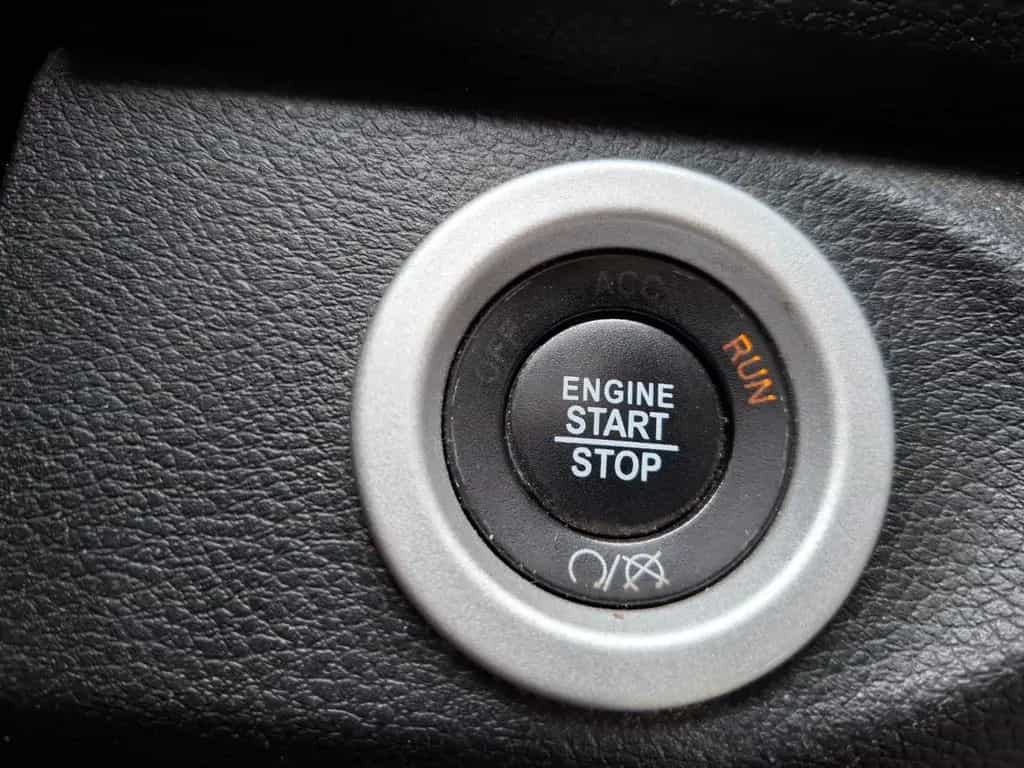 Dodge RAM 1500 Laramie 5.7 Ltr Hemi Kamera Navi LPG 10/2018-photo-25