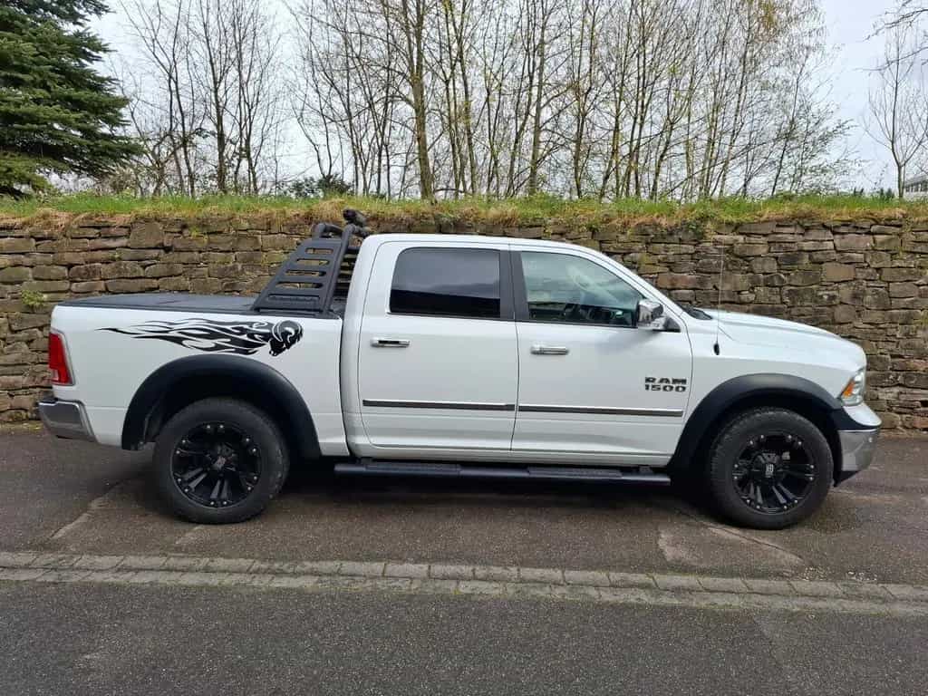 Dodge RAM 1500 Laramie 5.7 Ltr Hemi Kamera Navi LPG 10/2018-photo-6