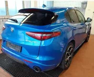Alfa Romeo Stelvio Veloce Q4*AHK*Memory*V-Leder-schwarz-1A 03/2023-photo-7