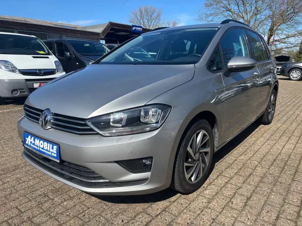 Volkswagen Golf VII Sportsvan Sound SHZ Carplay ACC 08/2017-photo-0