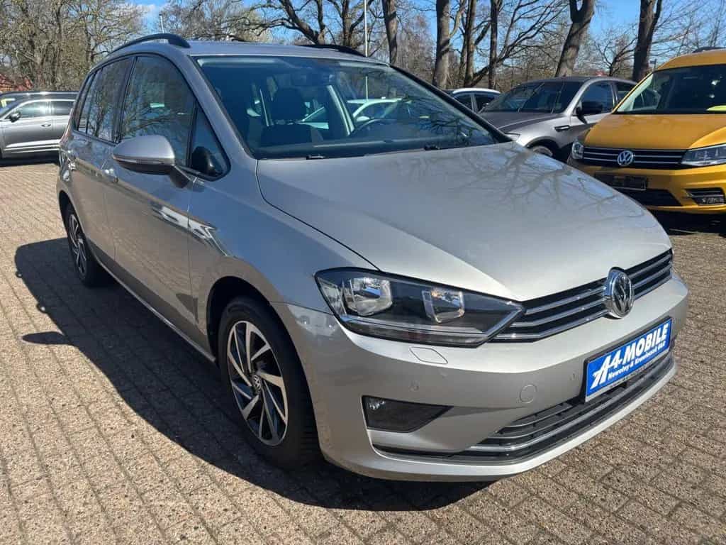 Volkswagen Golf VII Sportsvan Sound SHZ Carplay ACC 08/2017-photo-11