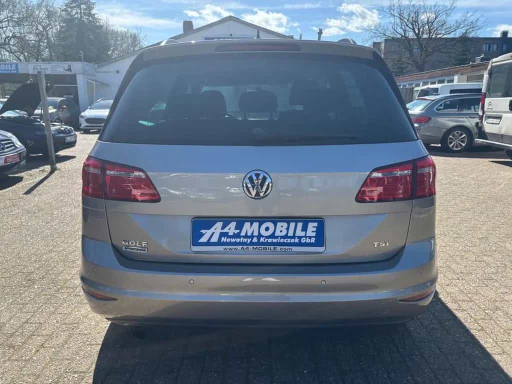 Volkswagen Golf VII Sportsvan Sound SHZ Carplay ACC 08/2017-photo-8