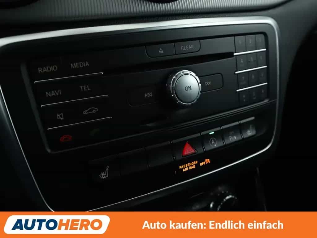 Mercedes-Benz CLA 200 Shooting Brake CLA-Klasse CLA 200 Shooting Brake Urban 09/2015-photo-21