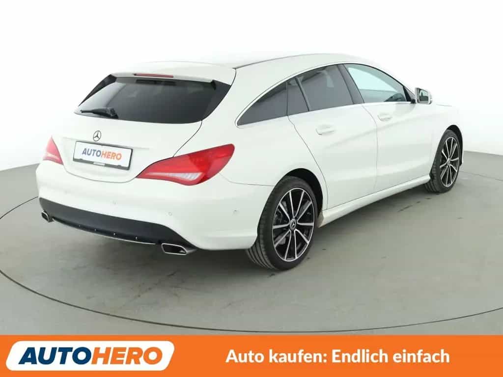 Mercedes-Benz CLA 200 Shooting Brake CLA-Klasse CLA 200 Shooting Brake Urban 09/2015-photo-5