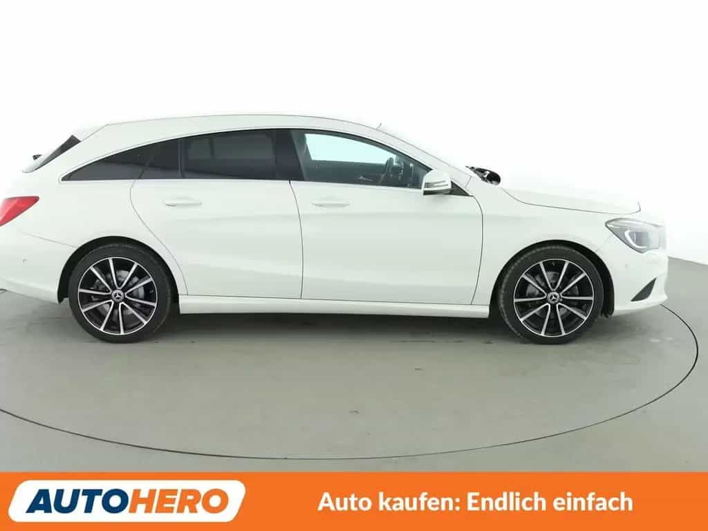 Mercedes-Benz CLA 200 Shooting Brake CLA-Klasse CLA 200 Shooting Brake Urban 09/2015-photo-6