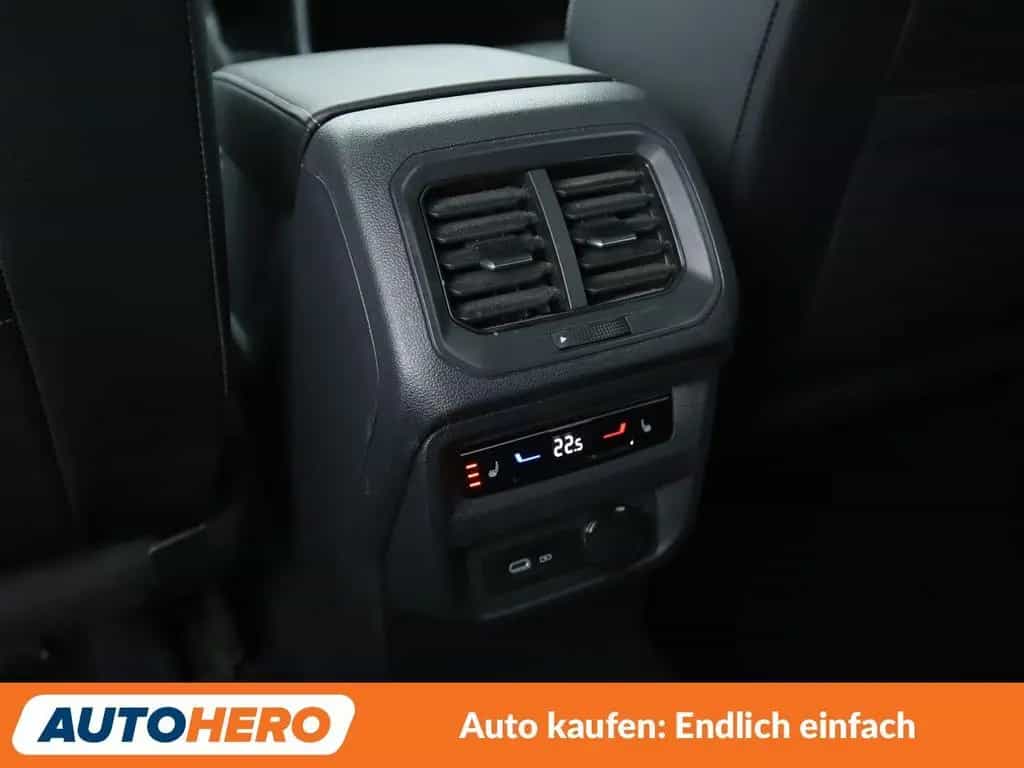Volkswagen Tiguan Allspace 2.0 TSI R-Line 4Motion Aut.*NAVI 07/2022-photo-28