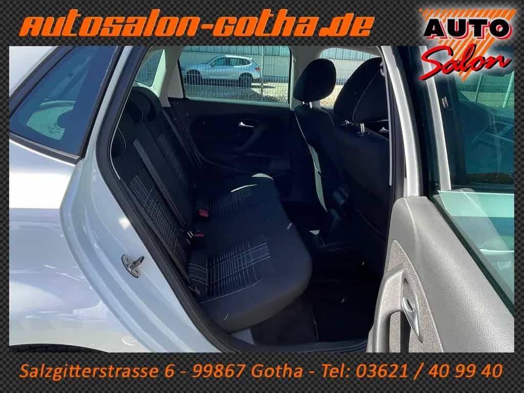 Volkswagen Polo V Lounge BMT LED+NAVI PDC LMR FON SHEFT 2Hd 11/2015-photo-9