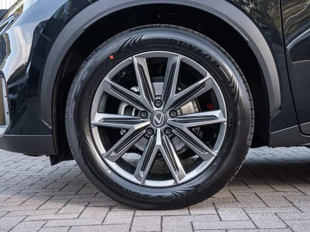Lexus LBX Elegant Black Edition SHZ EL. HECKKL. LED null-photo-7