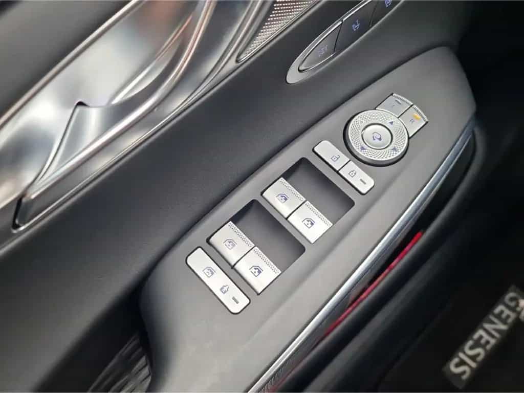 Genesis GV70 Sport 2.2D AWD *21ZOLL*COMFORT SEAT PACK*LE 05/2024-photo-12