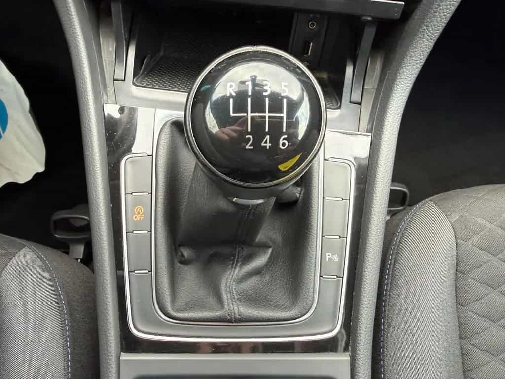 Volkswagen Golf VII Lim Join R-Line SHZ Navi PDC 03/2018-photo-10
