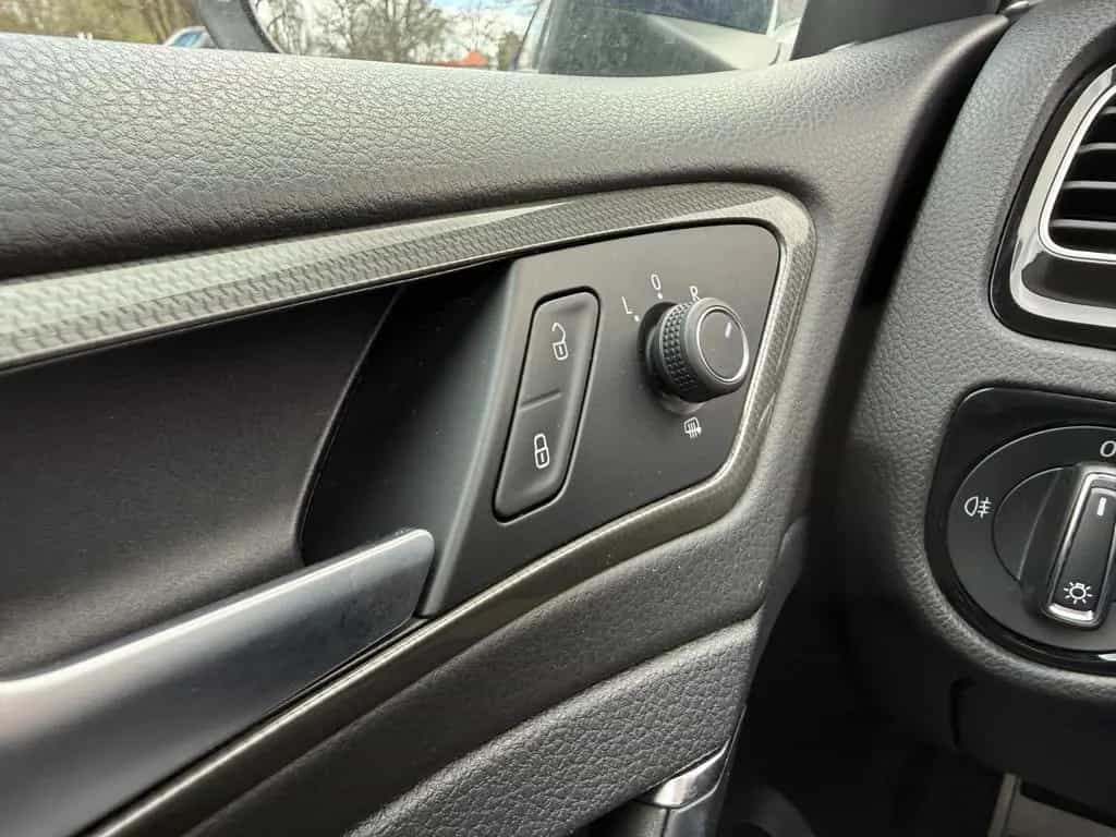 Volkswagen Golf VII Lim Join R-Line SHZ Navi PDC 03/2018-photo-42