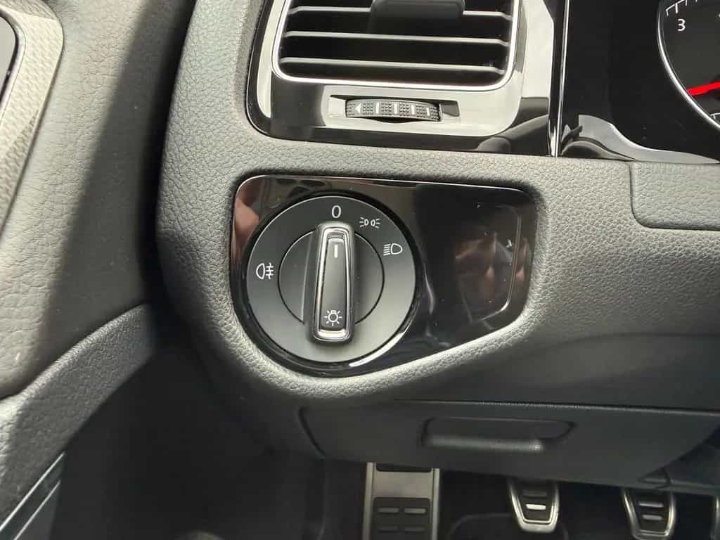Volkswagen Golf VII Lim Join R-Line SHZ Navi PDC 03/2018-photo-43
