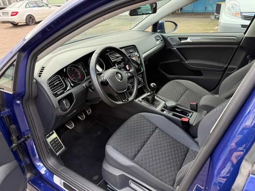 Volkswagen Golf VII Lim Join R-Line SHZ Navi PDC 03/2018-photo-9