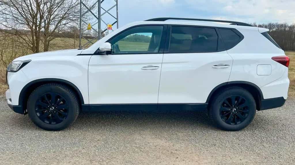 Ssangyong Rexton 2.2 e XDi 4WD Automatik, Top Ausstattung 02/2022-photo-1