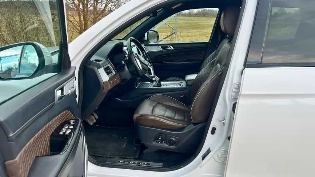 Ssangyong Rexton 2.2 e XDi 4WD Automatik, Top Ausstattung 02/2022-photo-3