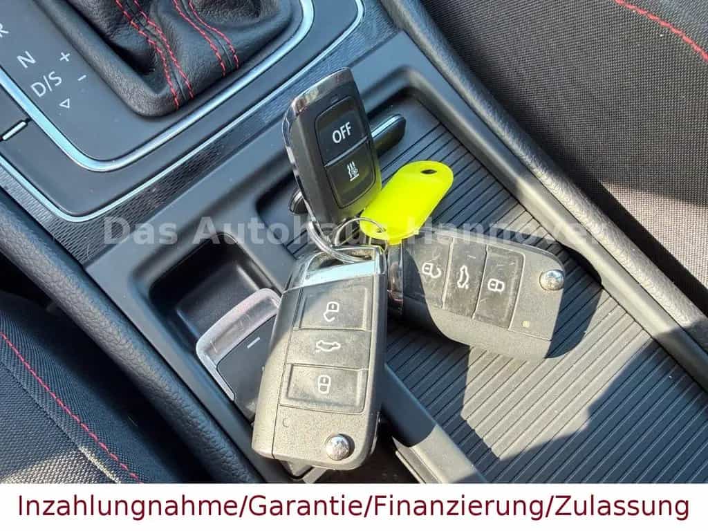 Volkswagen Golf VII Lim.GTI BMT 12 Monate Garantie/Panorama 12/2016-photo-28