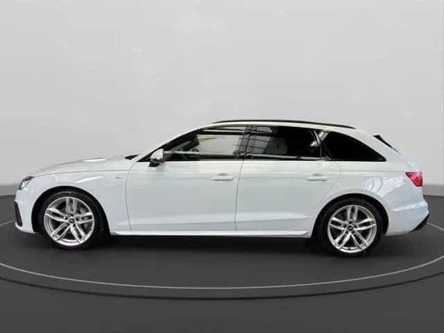 Audi A4 Avant 50 TDI quattro S line *PANO*NAVI*RFK* P 01/2021-photo-3