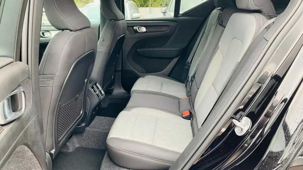 Volvo XC40 B3 B Aut. Navi 360° PILOT BLIS ACC PIXEL 11/2024-photo-16