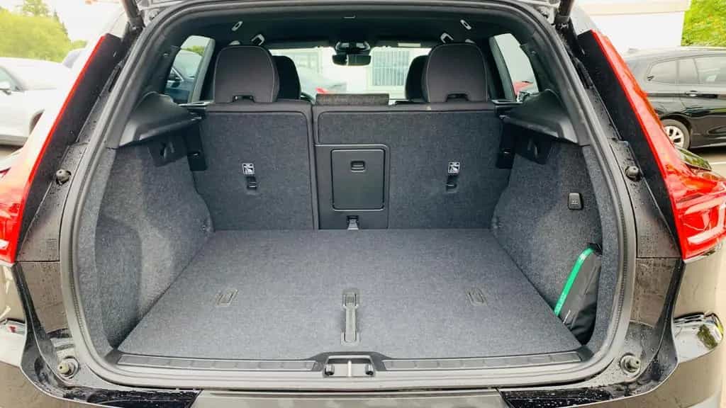 Volvo XC40 B3 B Aut. Navi 360° PILOT BLIS ACC PIXEL 11/2024-photo-19