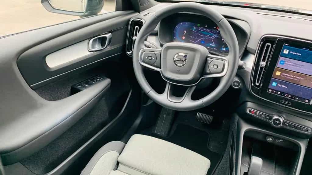 Volvo XC40 B3 B Aut. Navi 360° PILOT BLIS ACC PIXEL 11/2024-photo-29