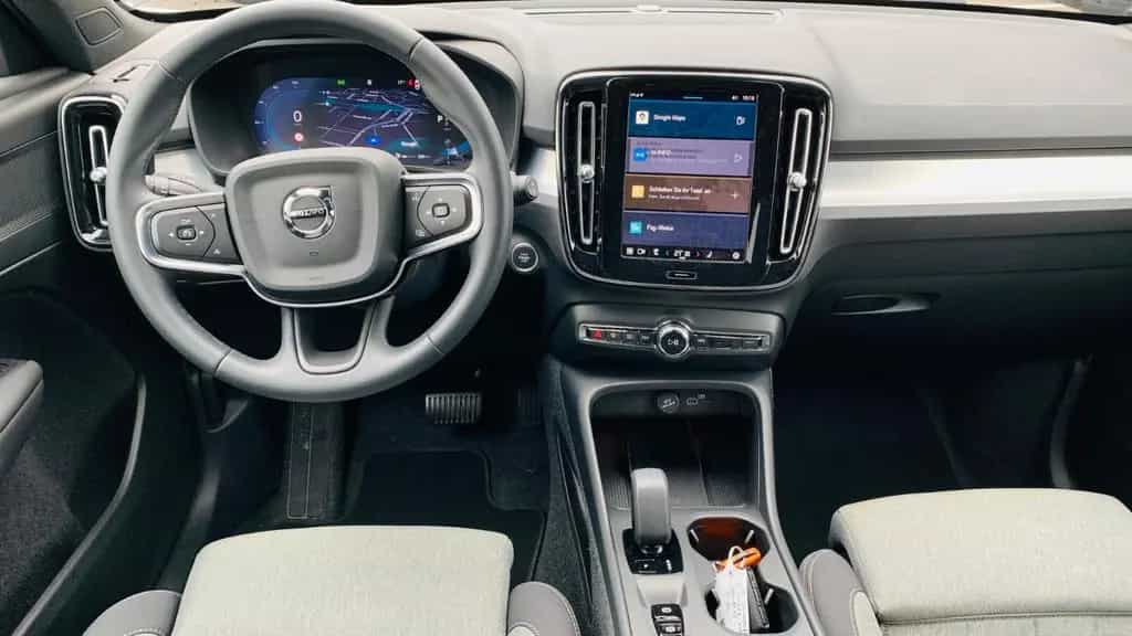 Volvo XC40 B3 B Aut. Navi 360° PILOT BLIS ACC PIXEL 11/2024-photo-30