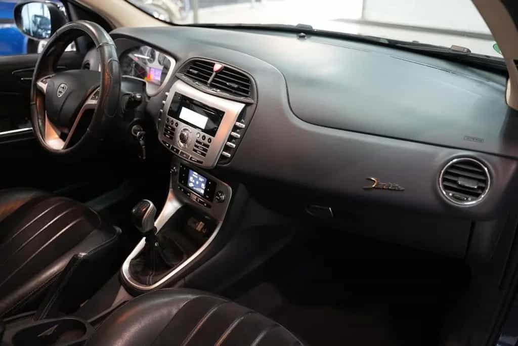 Lancia Delta Oro 1.4 TURBO*ALCANTARA*KLIMA*8 xBEREIFT* 07/2009-photo-10