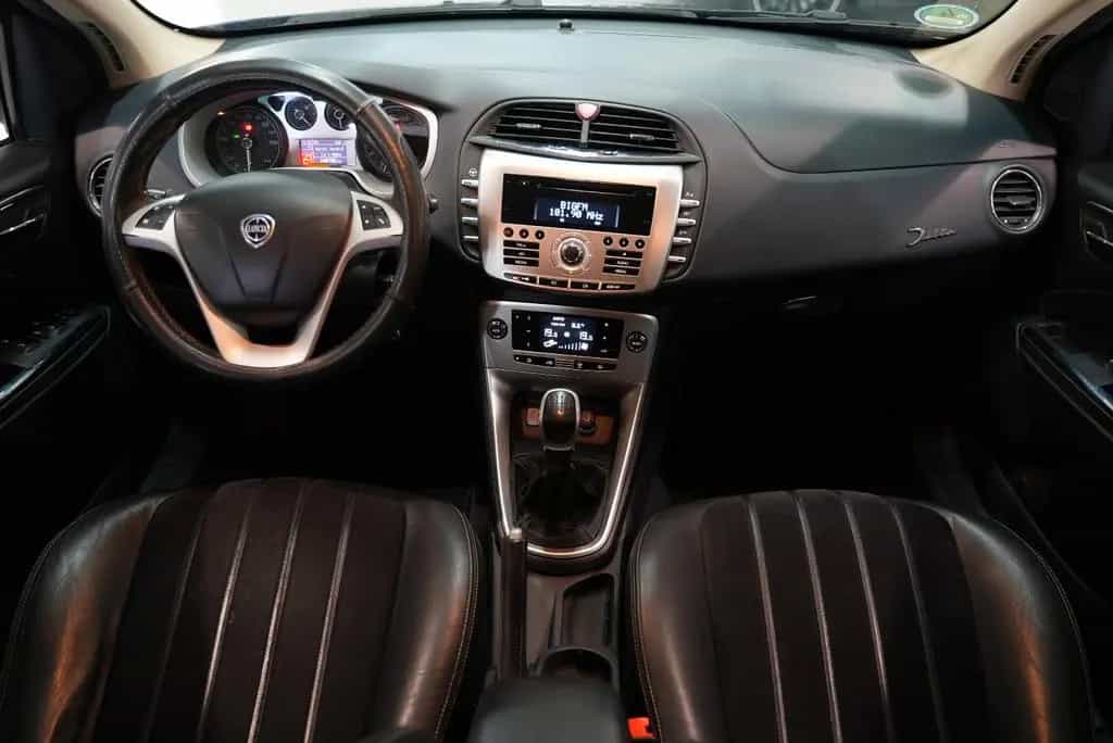 Lancia Delta Oro 1.4 TURBO*ALCANTARA*KLIMA*8 xBEREIFT* 07/2009-photo-8