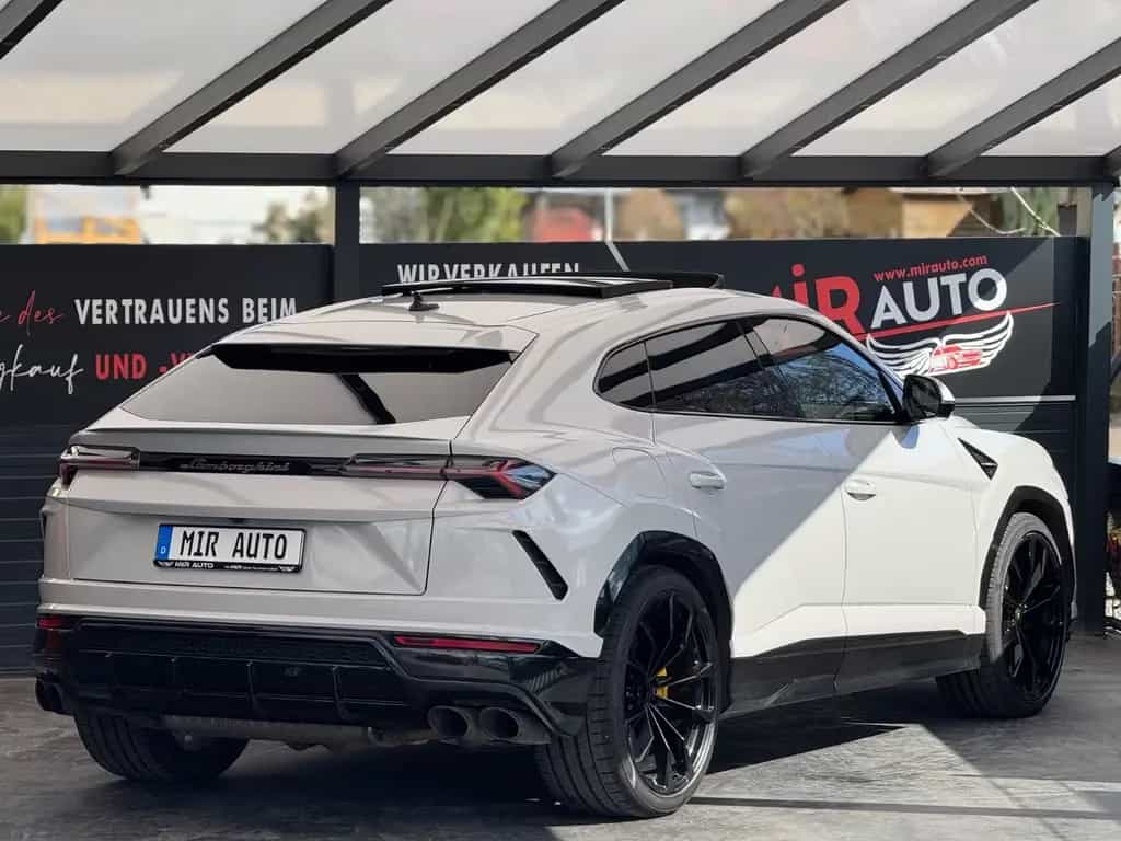 Lamborghini Urus Voll Ausstattung !!!! 03/2020-photo-3
