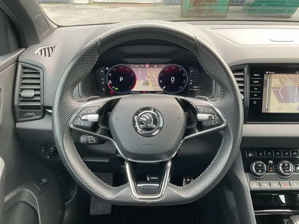 Skoda Karoq 2.0TSI 4x4 Sportline 360+AHK+Leder+Pano+SH 12/2022-photo-12