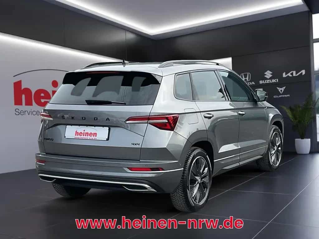 Skoda Karoq 2.0TSI 4x4 Sportline 360+AHK+Leder+Pano+SH 12/2022-photo-3