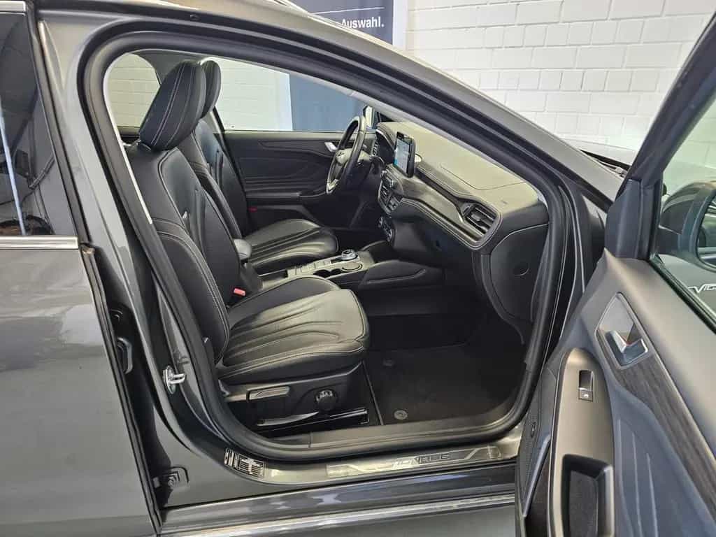 Ford Focus Turnier 1.5 EcoBoost Vignale + B&O/Head-Up 09/2019-photo-11