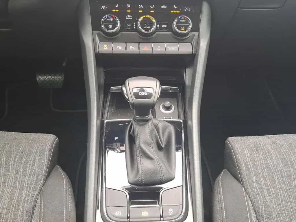 Skoda Karoq 1.5 TSI DSG Style AHK+APP+KAM+ACC+PARKASS 07/2019-photo-15