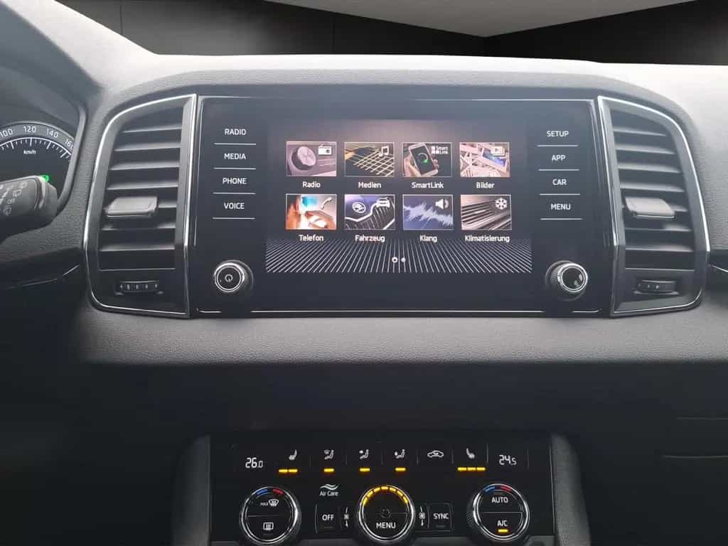 Skoda Karoq 1.5 TSI DSG Style AHK+APP+KAM+ACC+PARKASS 07/2019-photo-16