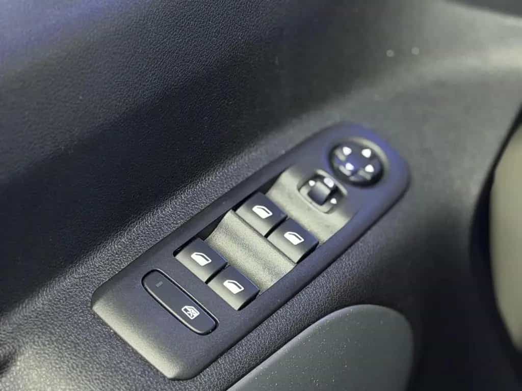 Citroën Berlingo Live XL Behindertengerecht-Rampe 05/2019-photo-28