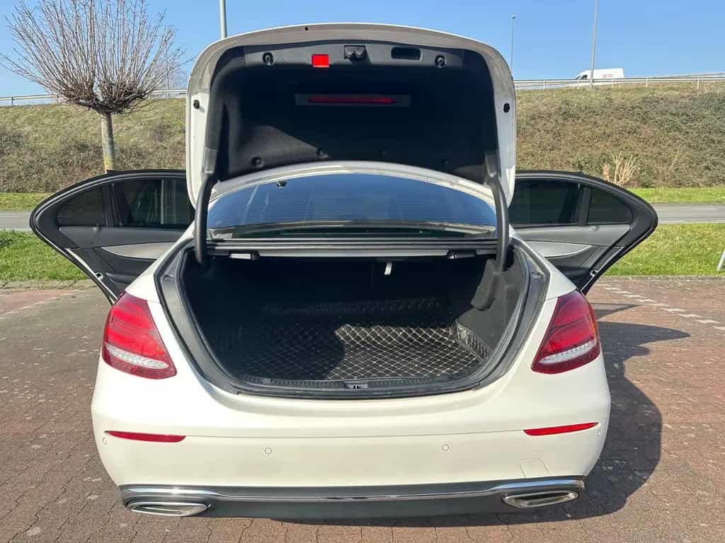 Mercedes-Benz E-Class 200 Avantgarde Automatik LED Navi Kamera Keyle 03/2018-photo-10