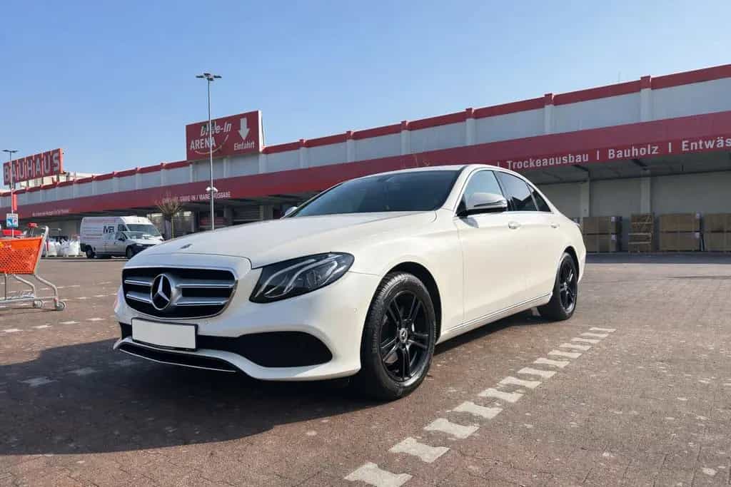 Mercedes-Benz E-Class 200 Avantgarde Automatik LED Navi Kamera Keyle 03/2018-photo-2