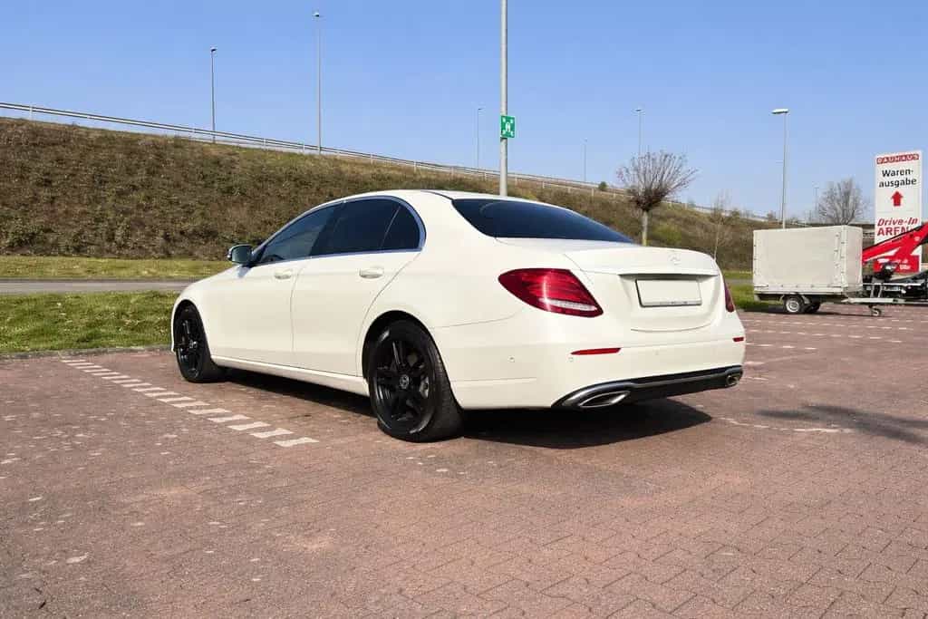 Mercedes-Benz E-Class 200 Avantgarde Automatik LED Navi Kamera Keyle 03/2018-photo-3