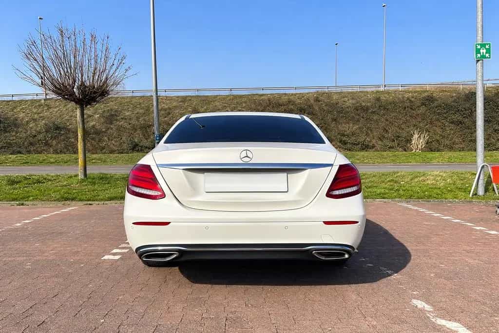 Mercedes-Benz E-Class 200 Avantgarde Automatik LED Navi Kamera Keyle 03/2018-photo-4