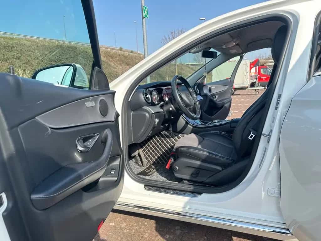 Mercedes-Benz E-Class 200 Avantgarde Automatik LED Navi Kamera Keyle 03/2018-photo-8